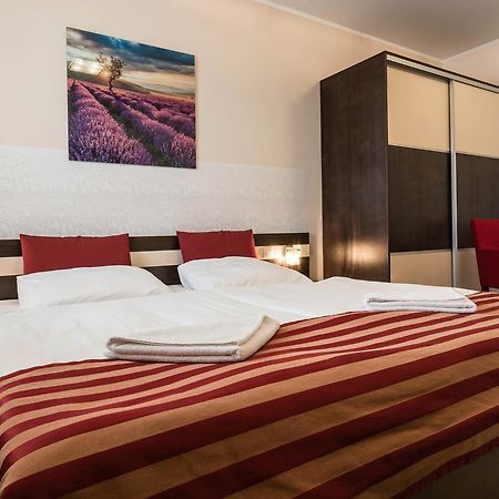 Apartman Mirka - Hotel Luka Bešeňová Kültér fotó