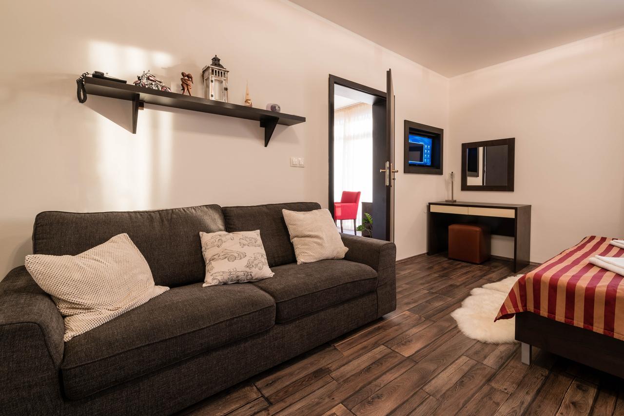 Apartman Mirka - Hotel Luka Bešeňová Kültér fotó